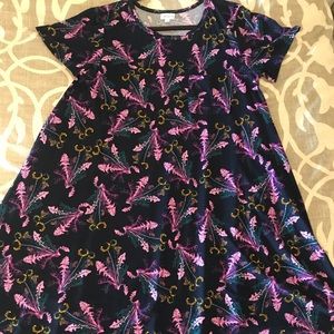 LuLaRoe BEAUTIFUL Carly